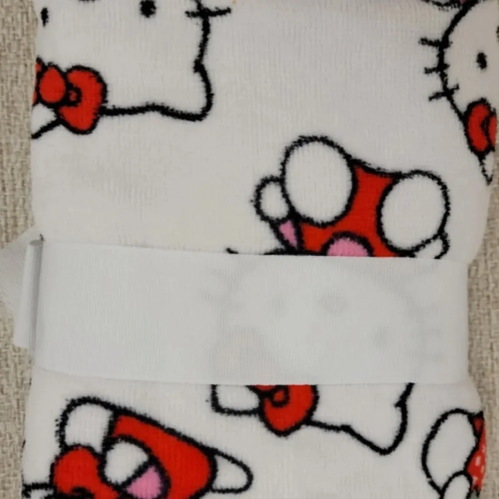 Set of 3 Sanrio Hello Kitty 2pk Hand Towels Printed White, Red, Strawberry RARE